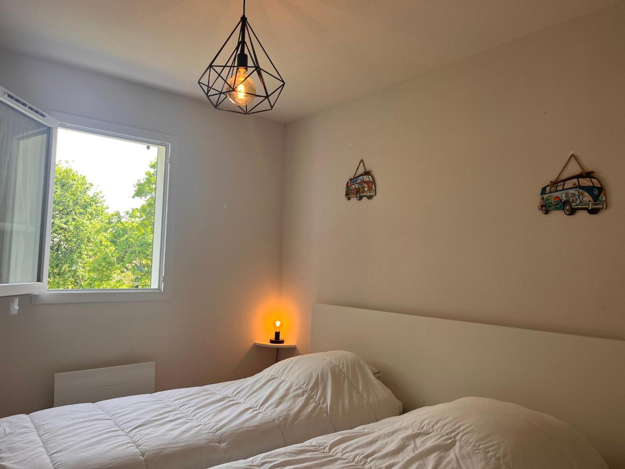 Avec Terrasse Et Piscine, Proche D'erromardie, Jean De Luz - Fr-1-239-932 Appartement