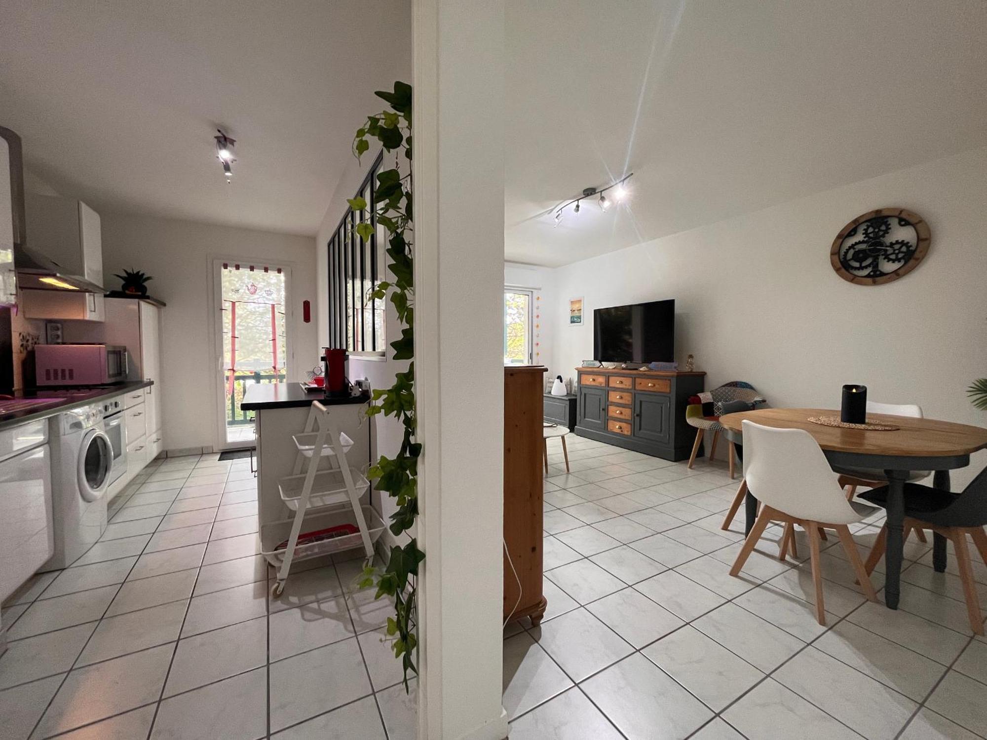 Appartamento Avec Terrasse Et Piscine, Proche D'erromardie, Jean De Luz - Fr-1-239-932